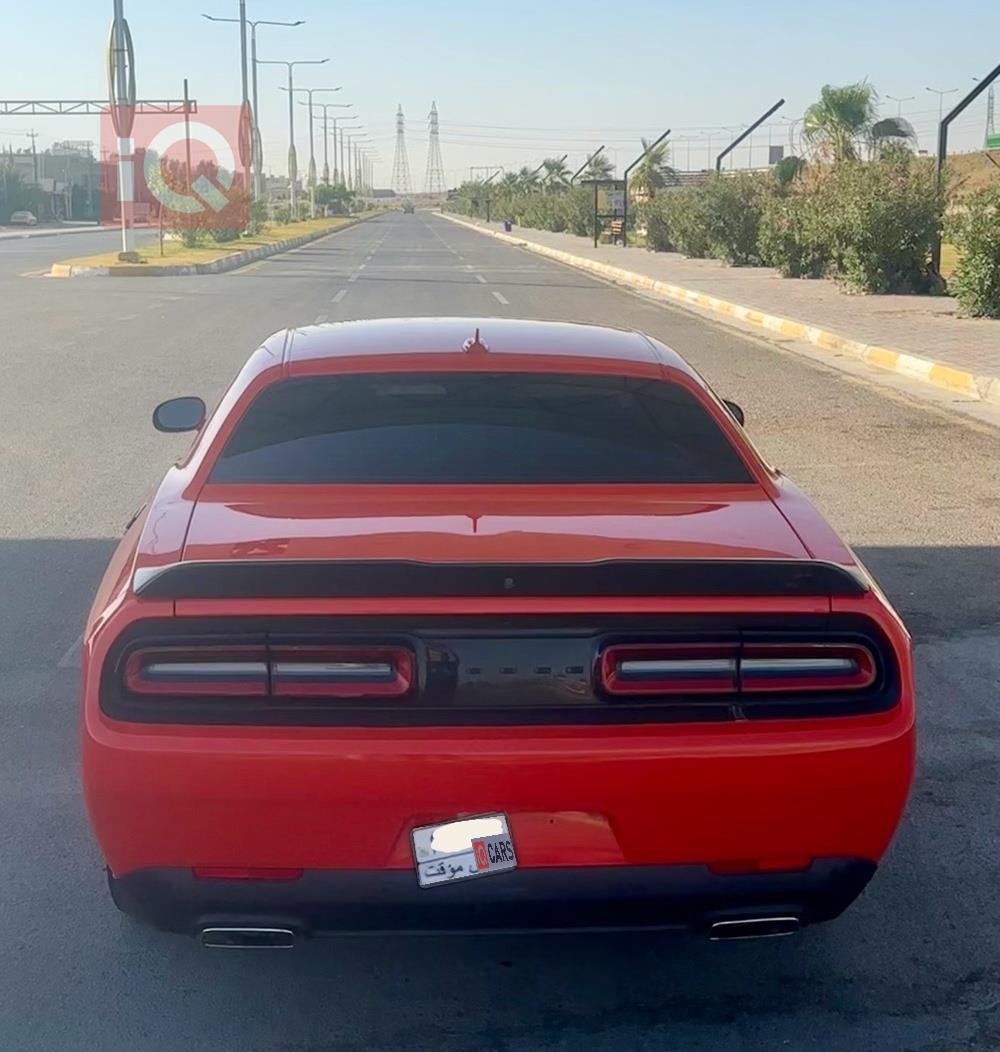Dodge Challenger